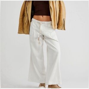 We The Free Port Royal Pull-On Jeans Medium WHITE SANDS